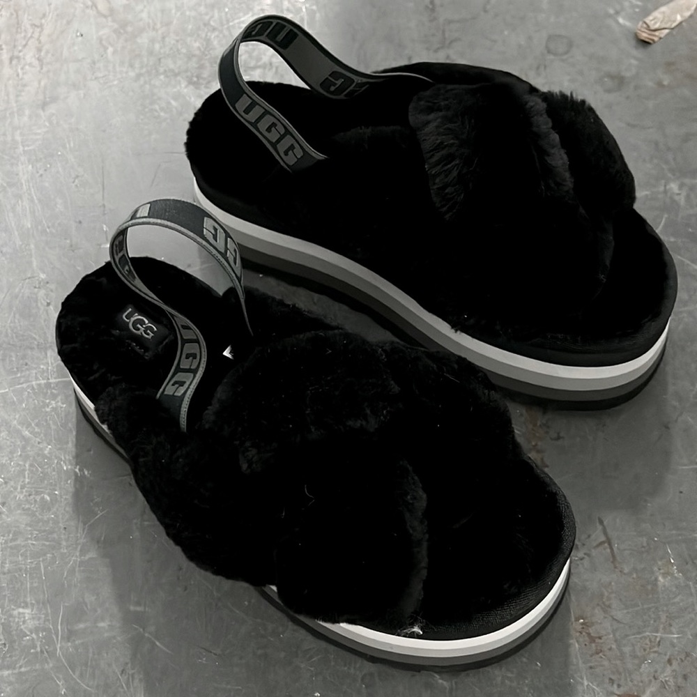 Ugg slides